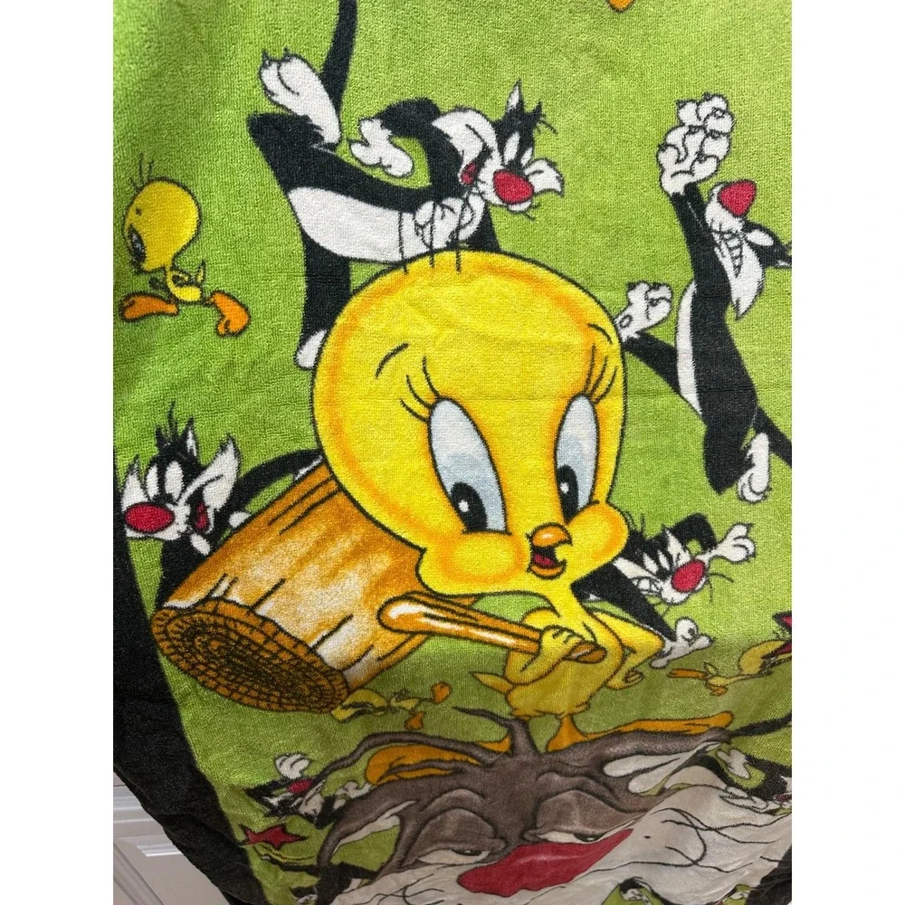 Looney Tunes Beach Towel Tweety Bird & Sylvester the Cat‎ 60